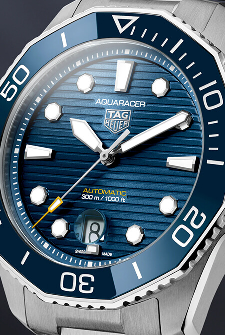 TAG-HEUER-AQUARACER-WAY201B.BA0927-Close-Up