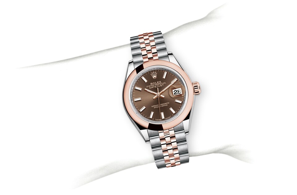 m279161-0017_modelpage_on_wrist_landscape.jpg