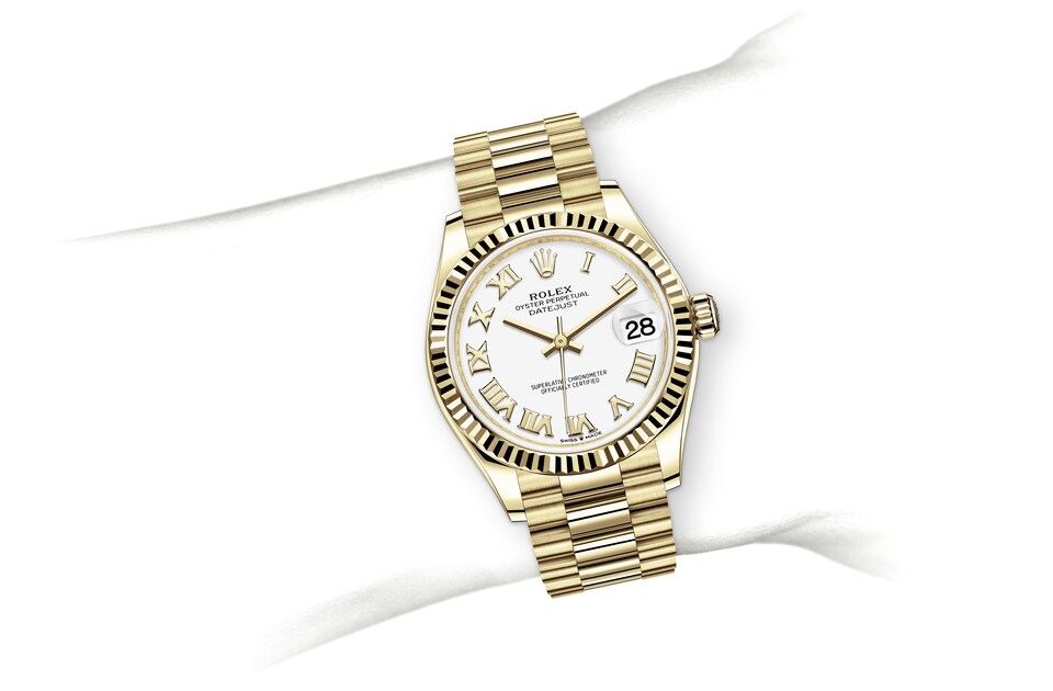 m278278-0020_modelpage_on_wrist_landscape.jpg
