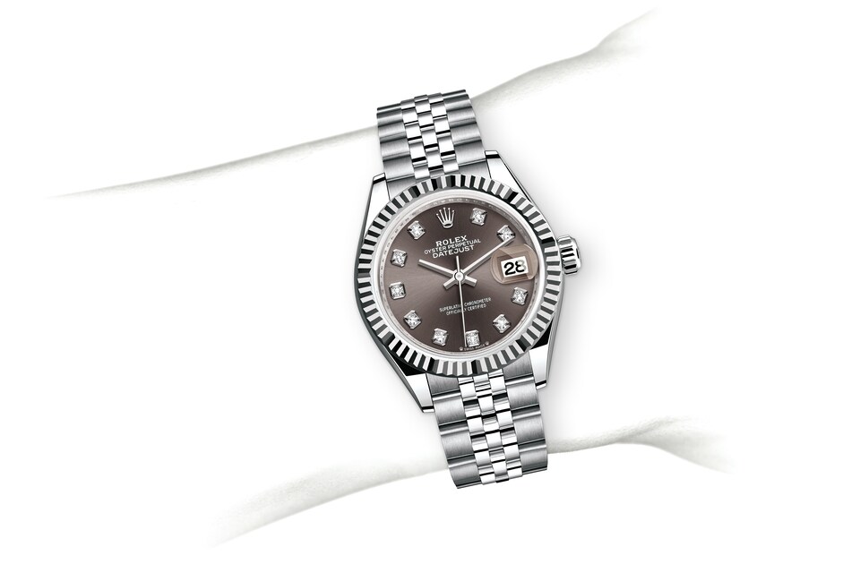 m279174-0015_modelpage_on_wrist_landscape.jpg