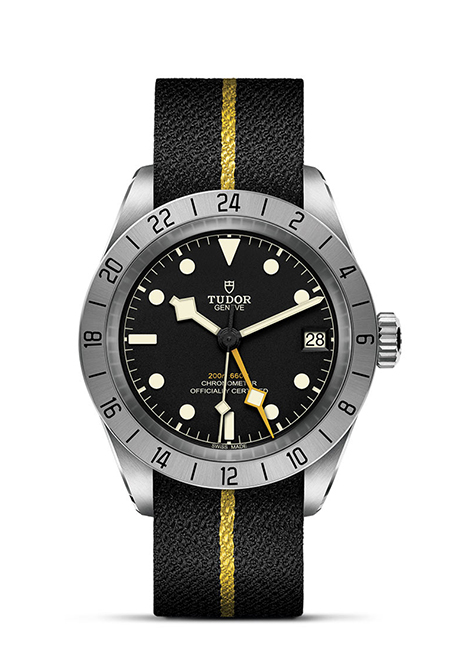 M79470-0002-TUDOR-Black-Bay-Pro-Product-Image