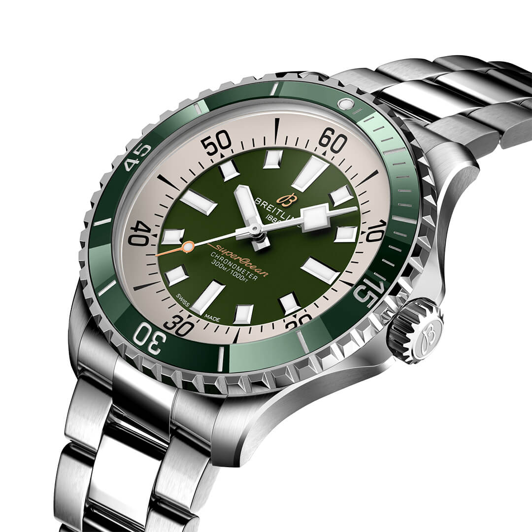 Superocean Automatic 44 A17376A31L1A1