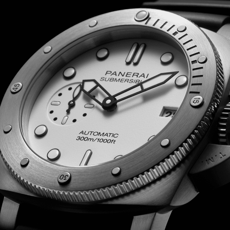 Panerai Submersible Bianco PAM02223